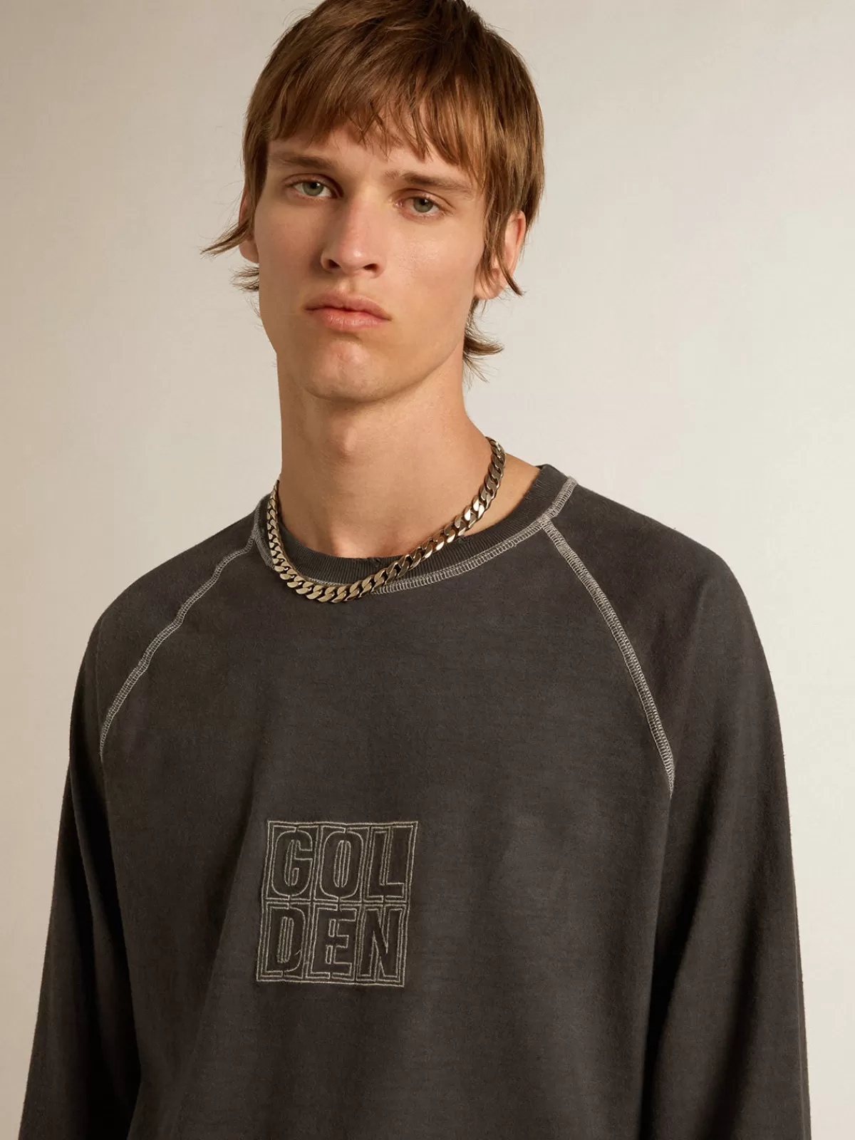 Golden Goose T-shirt with white lettering on the front anthracite Cheap