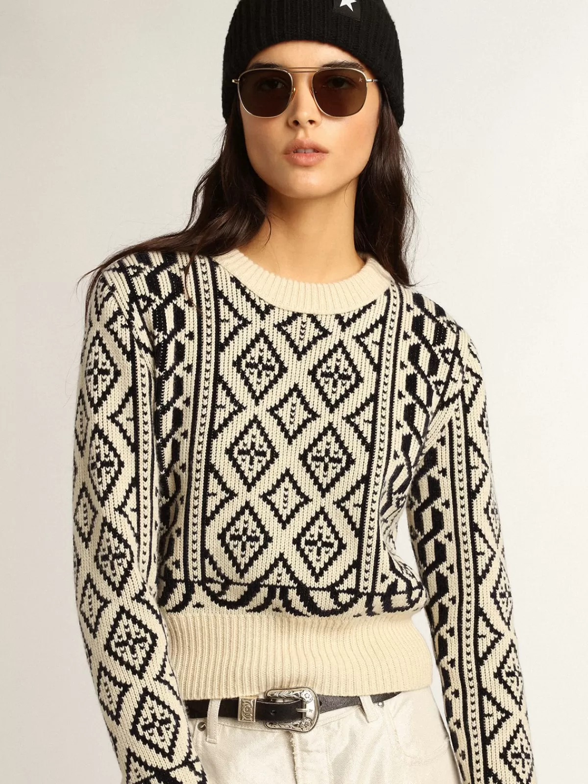 Golden Goose Cropped round-neck sweater with parchment and blue geometric pattern Best Sale