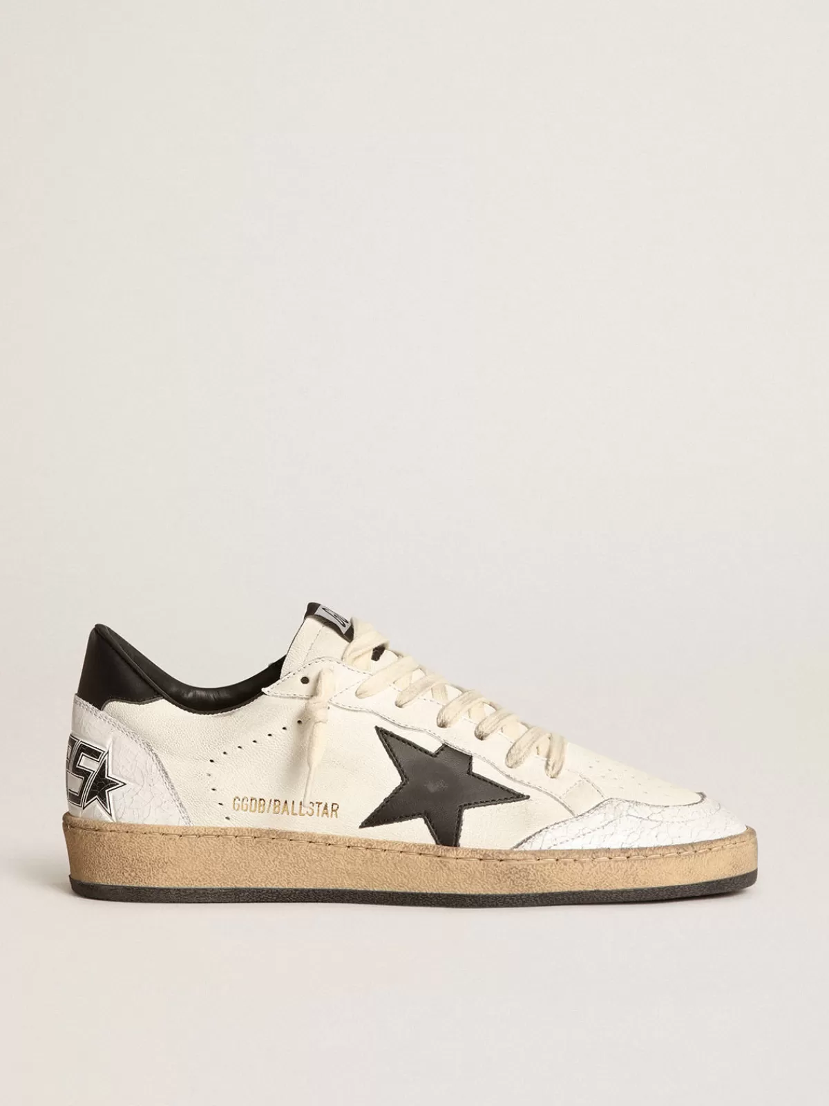 Golden Goose Men's Ball Star in white nappa with black star Cheap