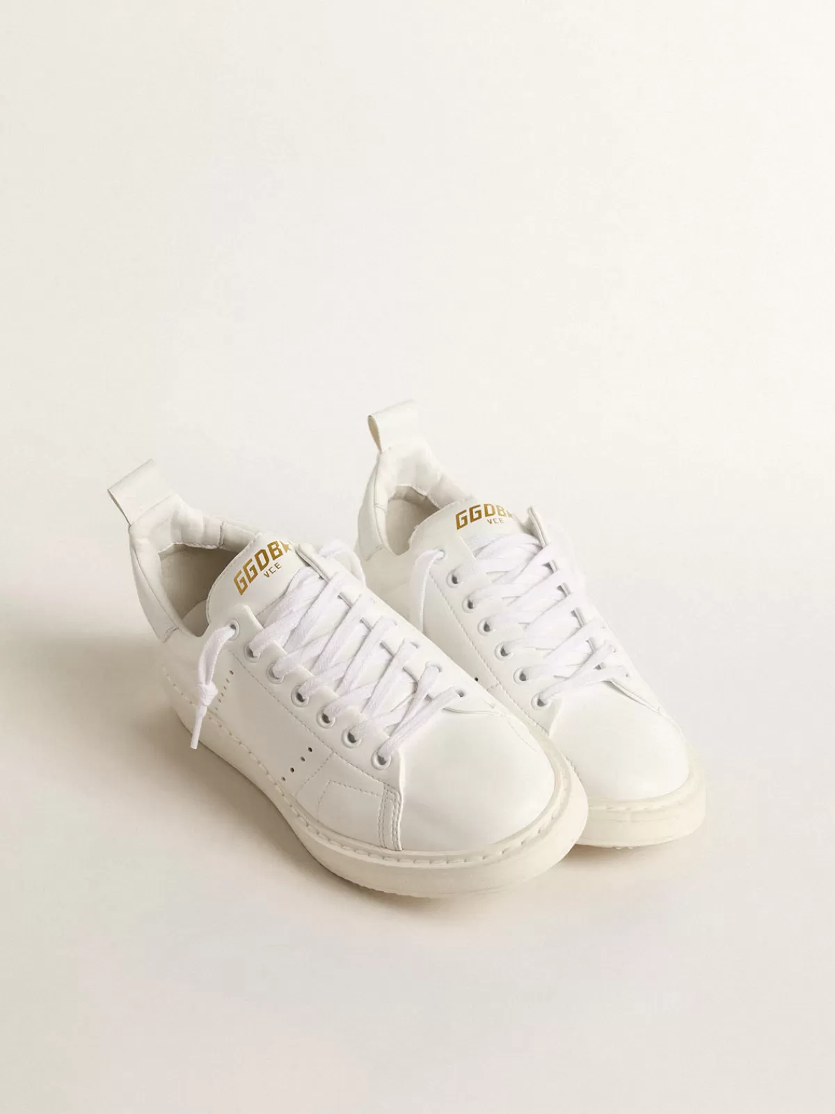 Golden Goose Men’s bio-based Starter with white star and heel tab Flash Sale