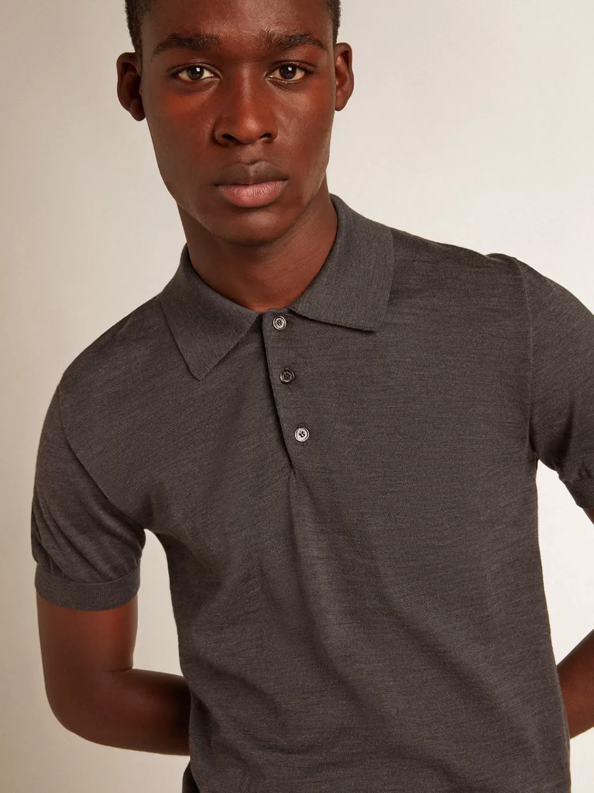 Golden Goose Men’s short-sleeved polo shirt in gray merino wool blackandwhite Clearance