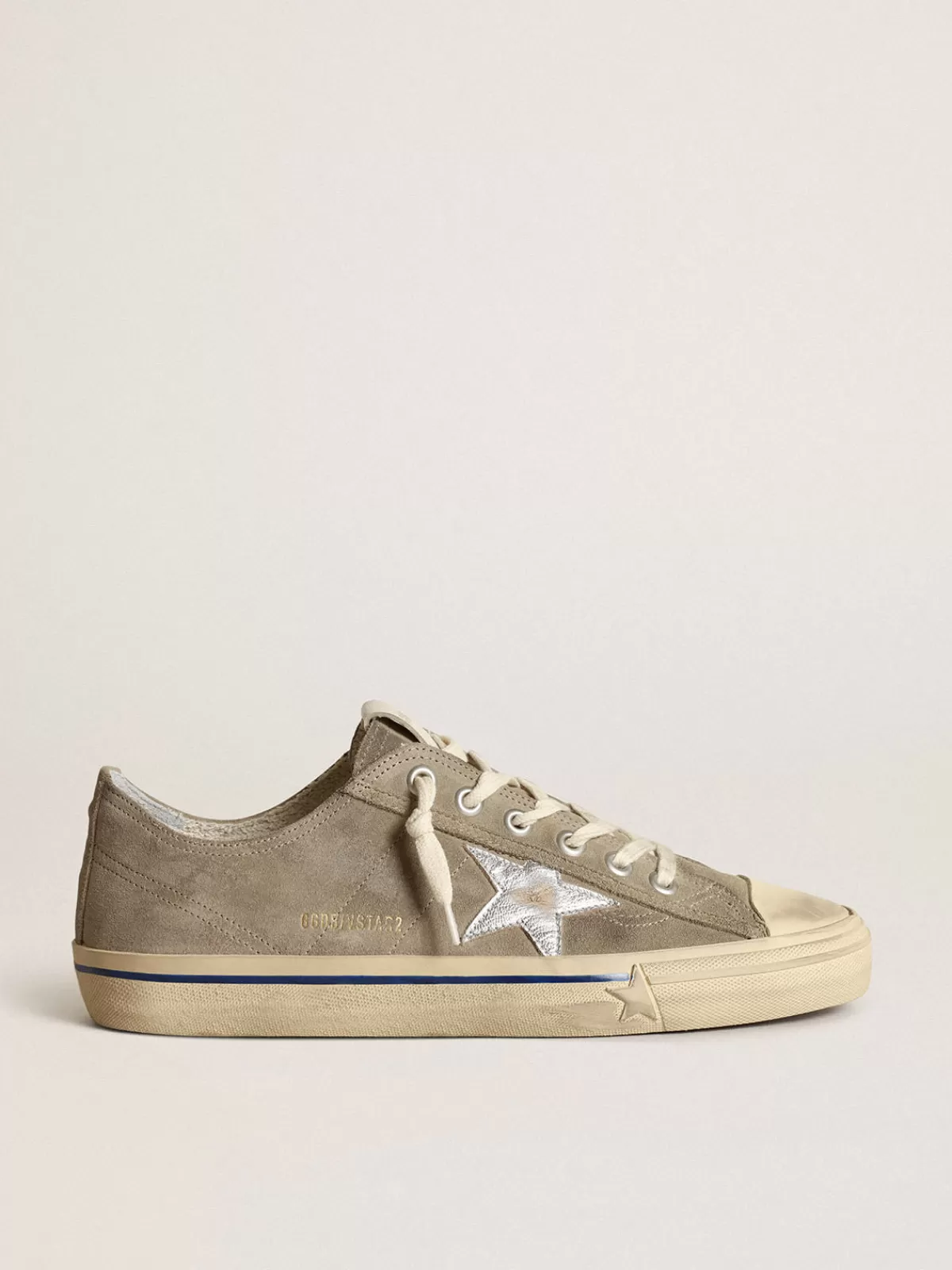 Golden Goose Men’s V-Star with suede upper and silver star Cheap