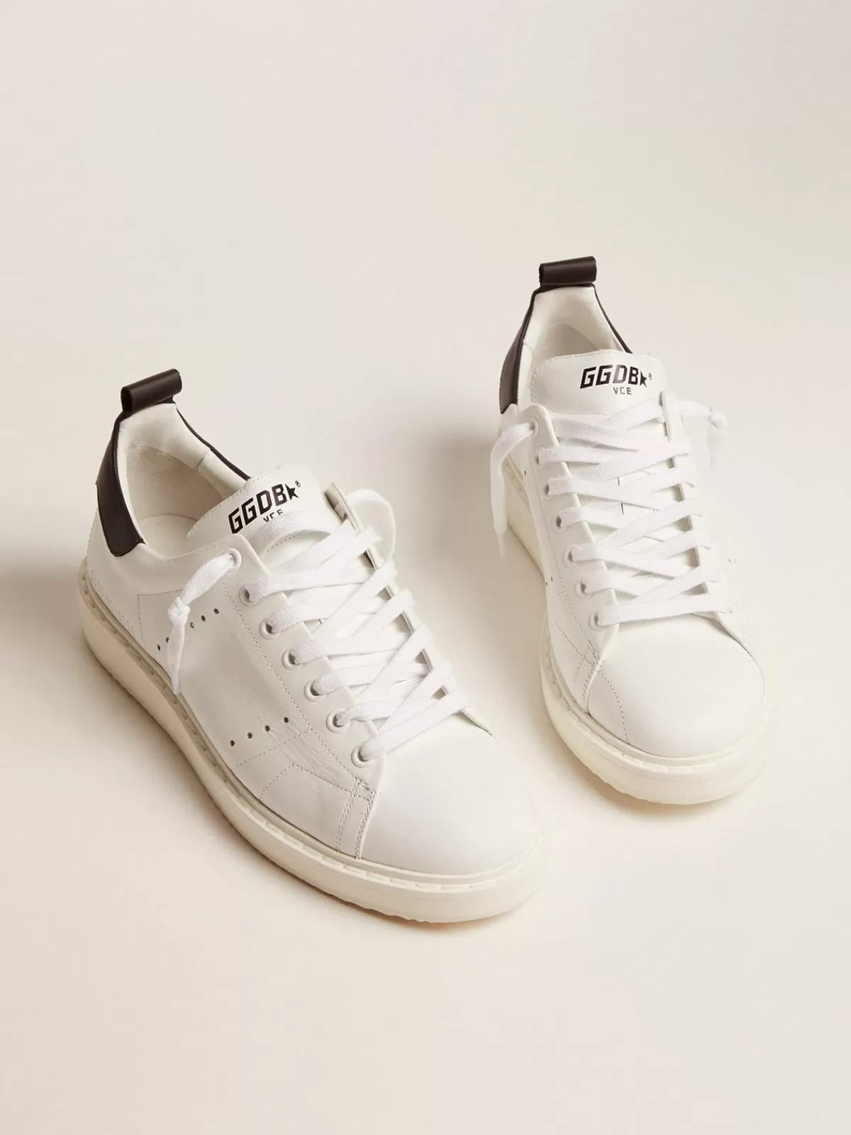 Golden Goose Starter sneakers in leather with black heel tab Outlet