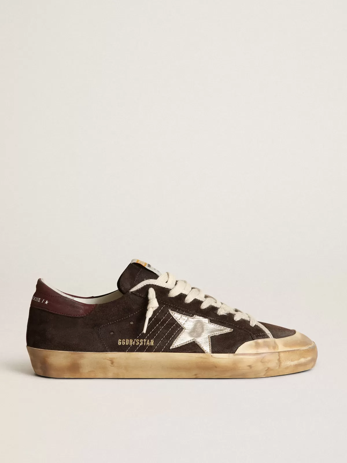 Golden Goose Super-Star Penstar in brown suede with a platinum star Sale