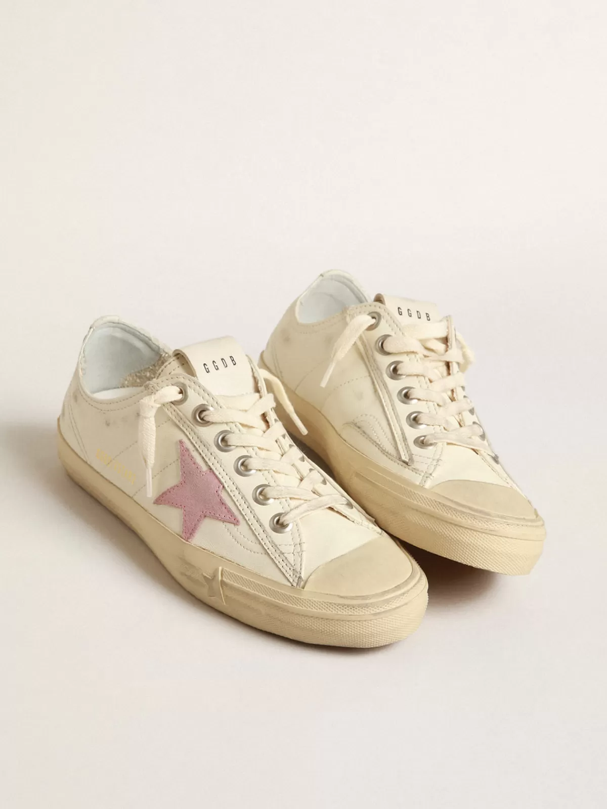 Golden Goose V-Star in beige nappa leather with old-rose suede star Cheap