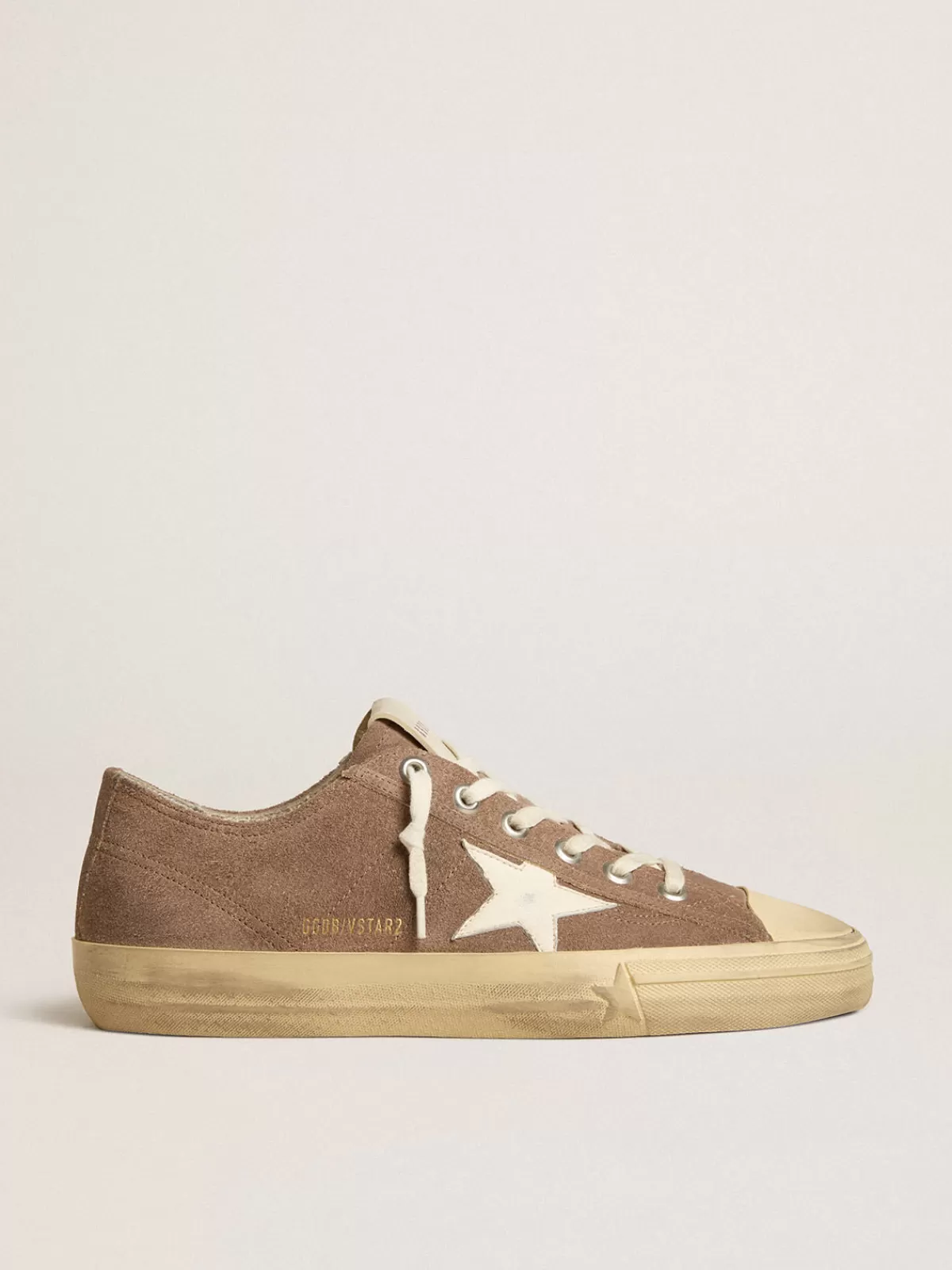 Golden Goose V-Star in dove-gray suede with white nappa leather star Best