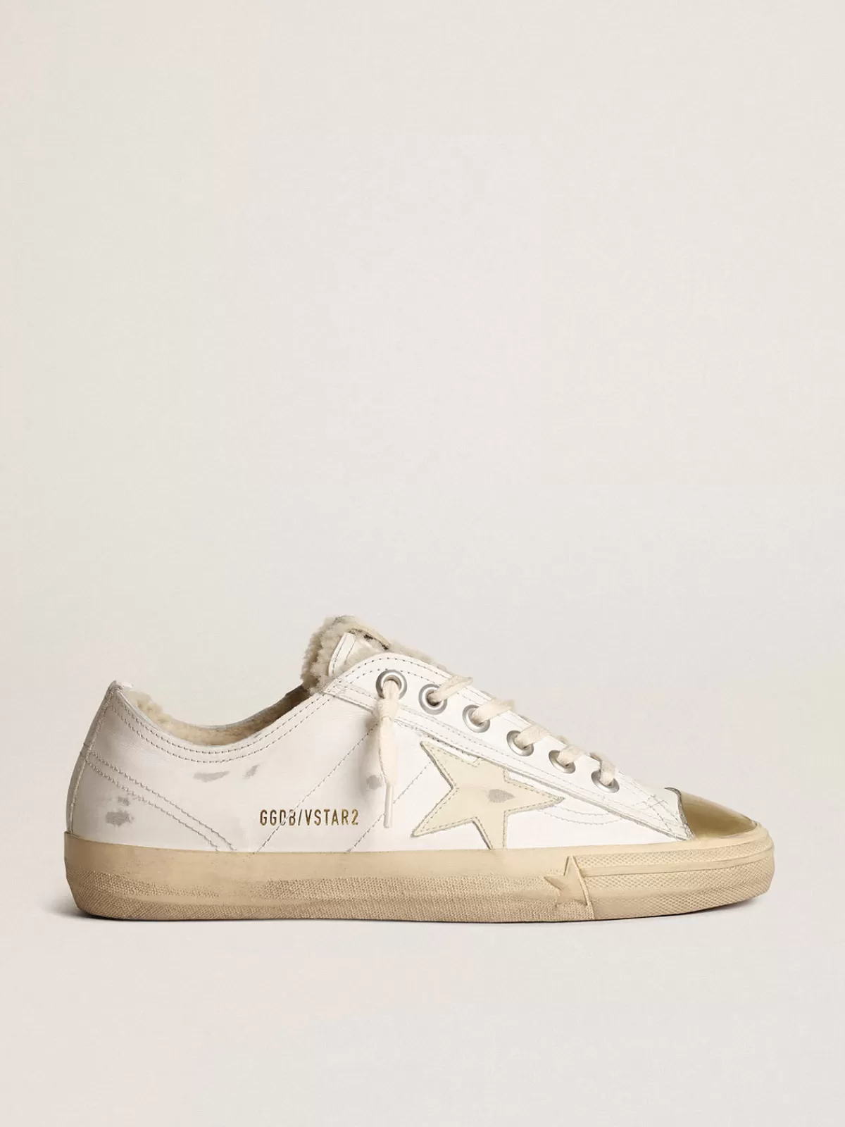 Golden Goose V-Star sneakers with leather star and beige shearling lining white Flash Sale