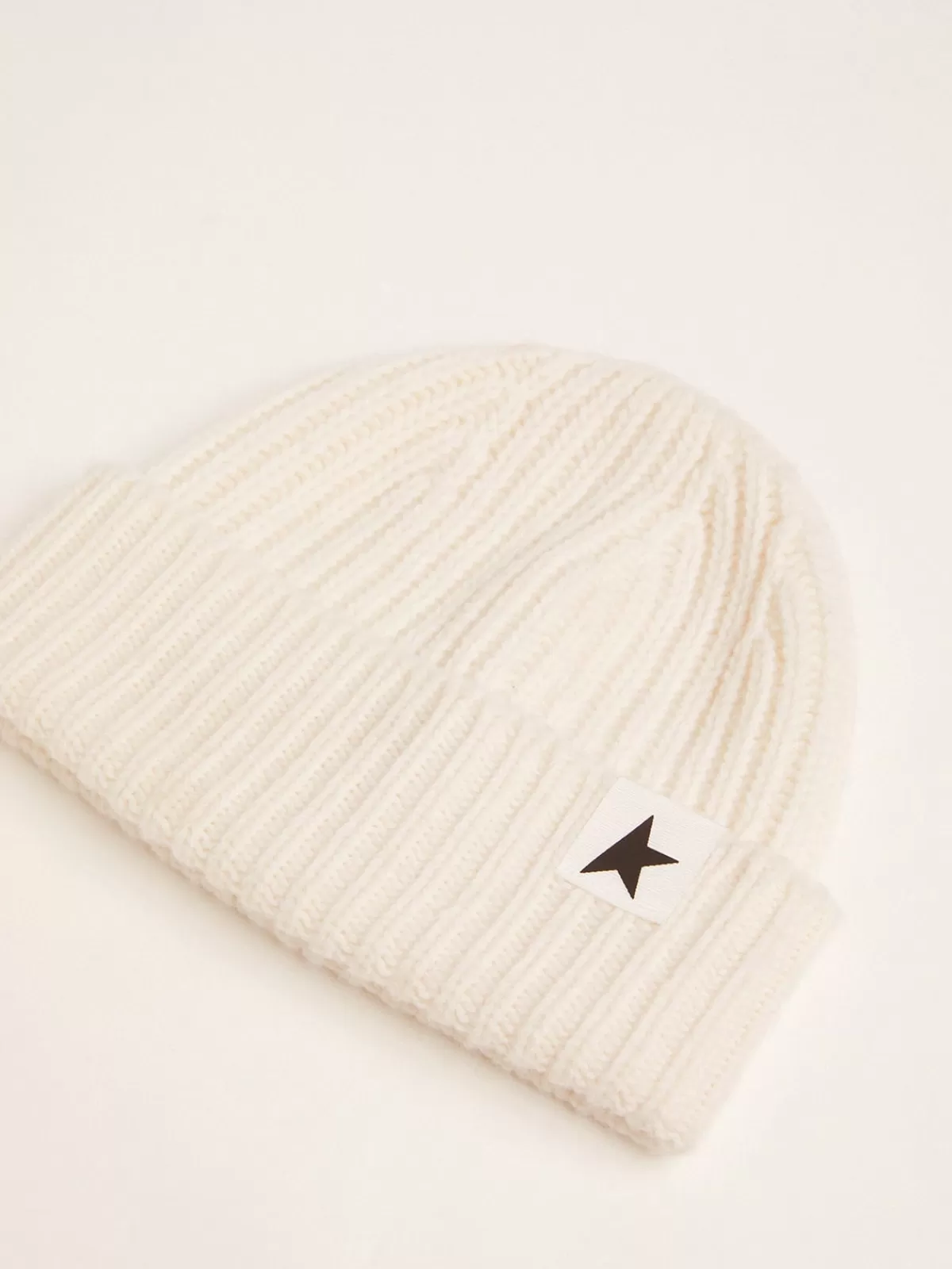 Golden Goose White wool beanie with black star opticalwhite Discount