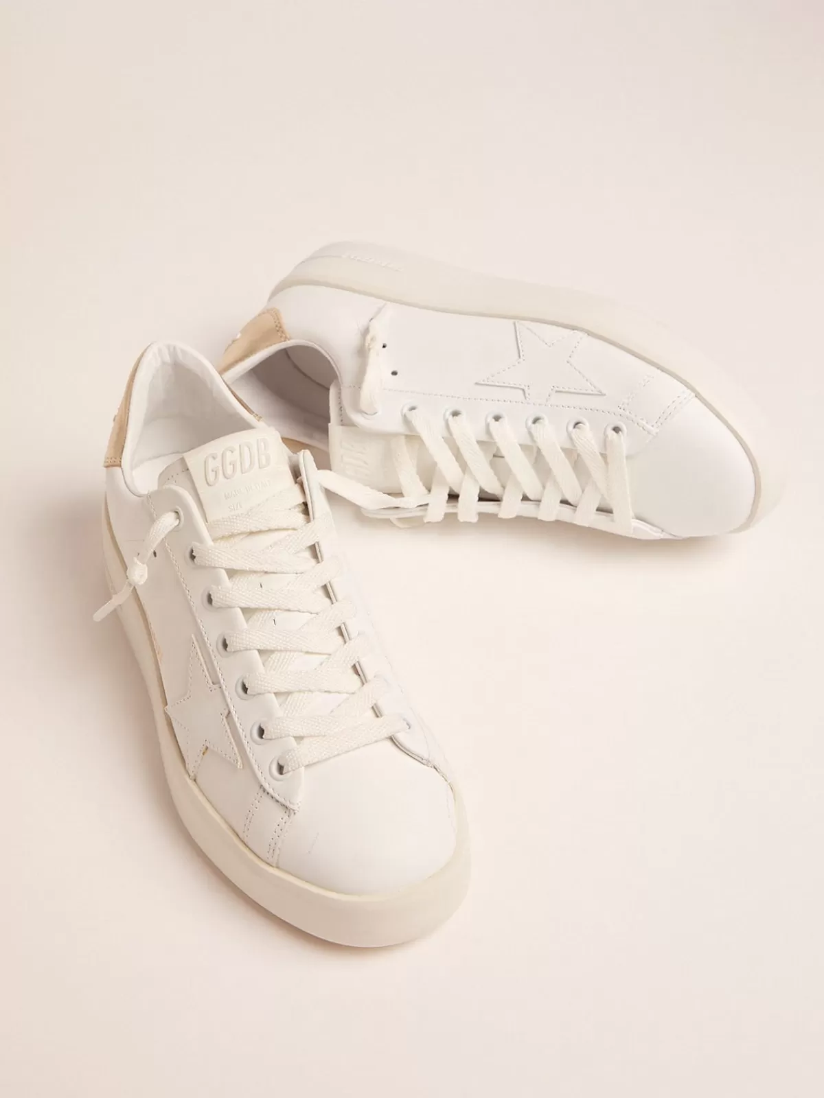 Golden Goose Women’s Purestar sneakers with gold-coloured heel tab Fashion