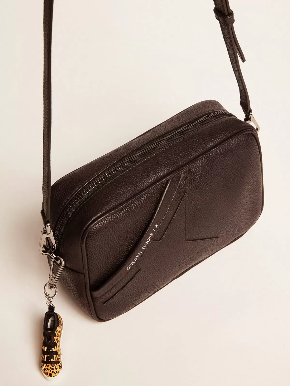 Golden Goose Women's Star bag in black leather Flash Sale