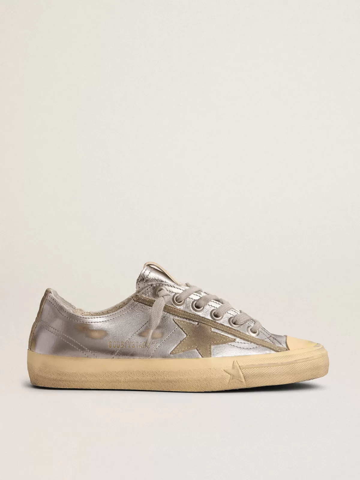 Golden Goose Women's V-Star LTD in silver laminated leather Hot